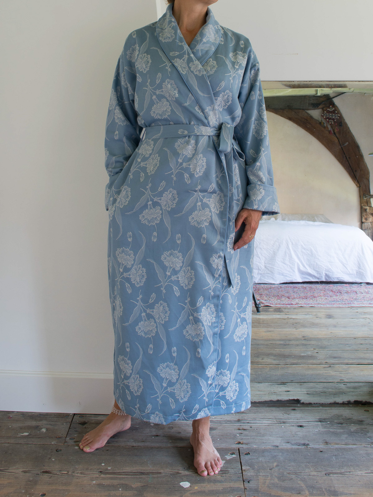 elegant dressing gown gray-blue with silver-gray